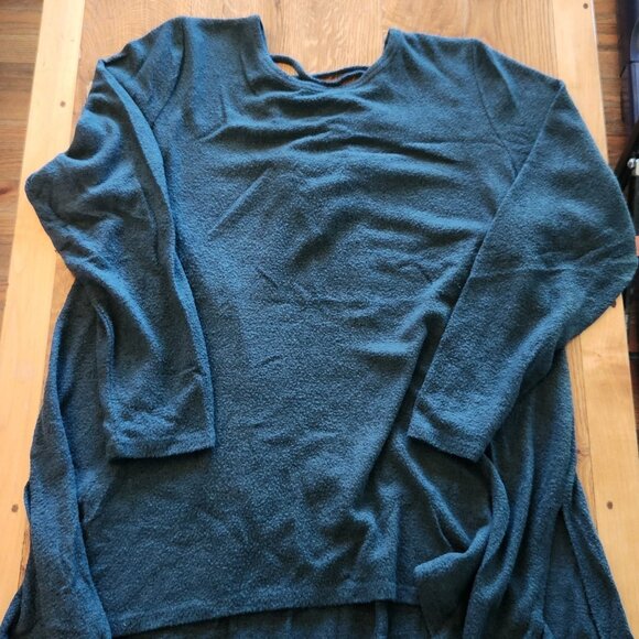 Torrid lace-up back shark hem sweater - Picture 2 of 6